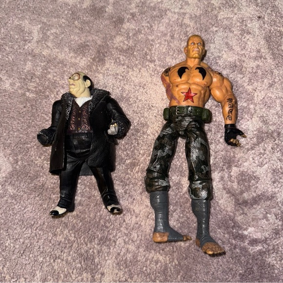 Batman Arkham City SICKLE & The PENGUIN Action Figure...